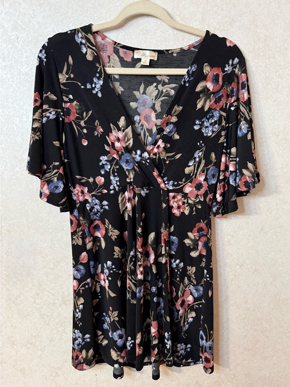 Black Floral V-Neck Flutter Sleeve Tunic Dress
